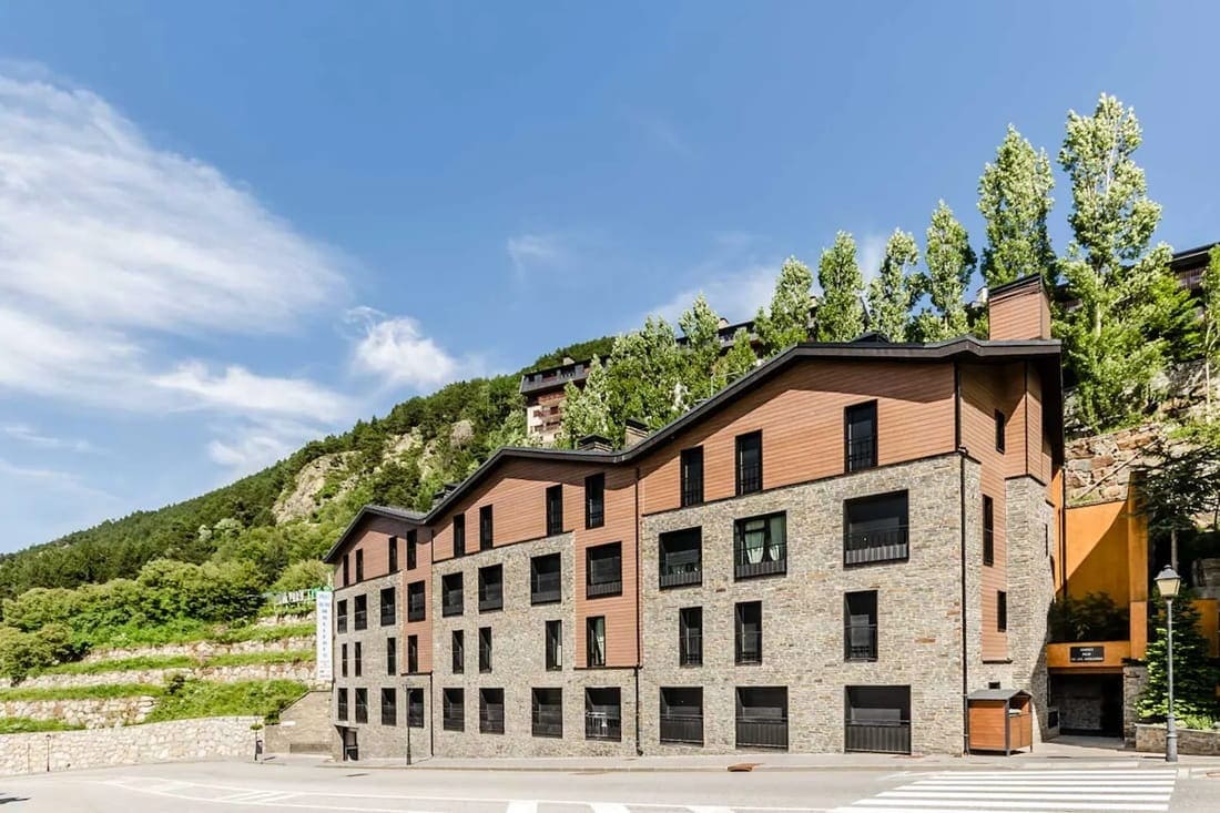 Fachada Apartaments VM Molleres en Soldeu