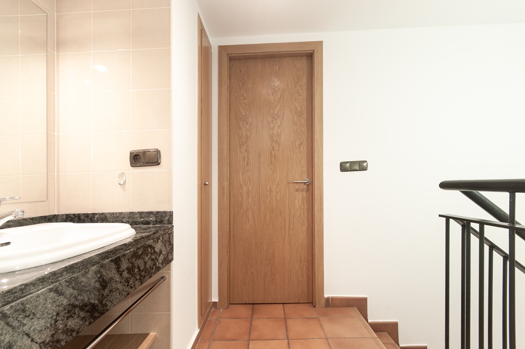 Escalera D&uacute;plex 6 personas VM Molleres